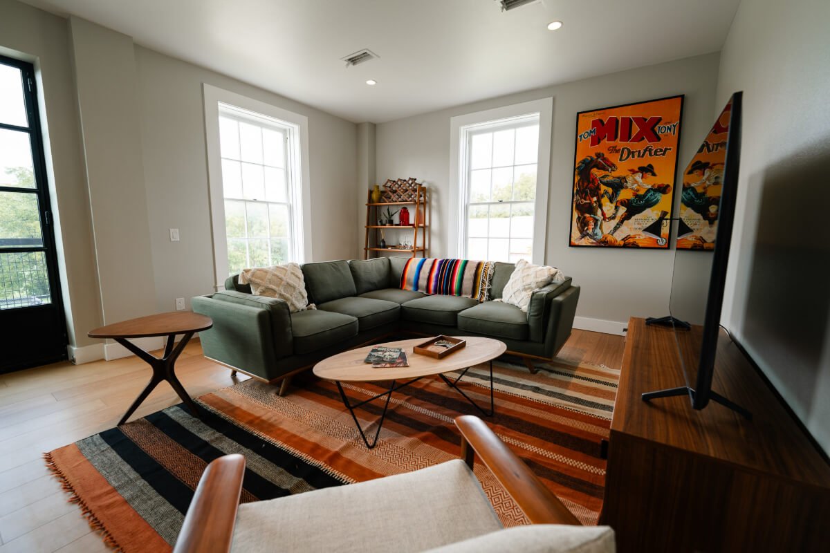 Century Eight loft: Living Room